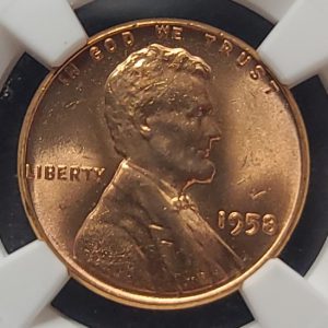 Lincoln penny from 1958 on a white and black background